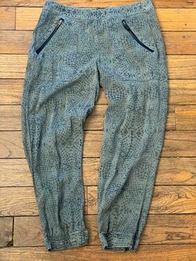 Revolve DWP Brody Jogger Pants in Olive Green Snake Print Pattern. Size S.
